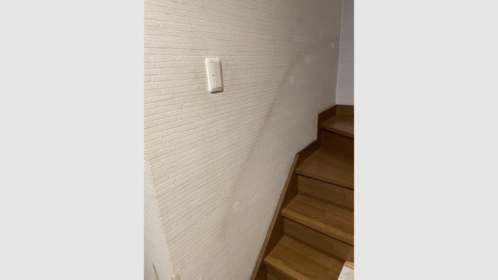 階段手すりの一時取り外し・再取り付け工事